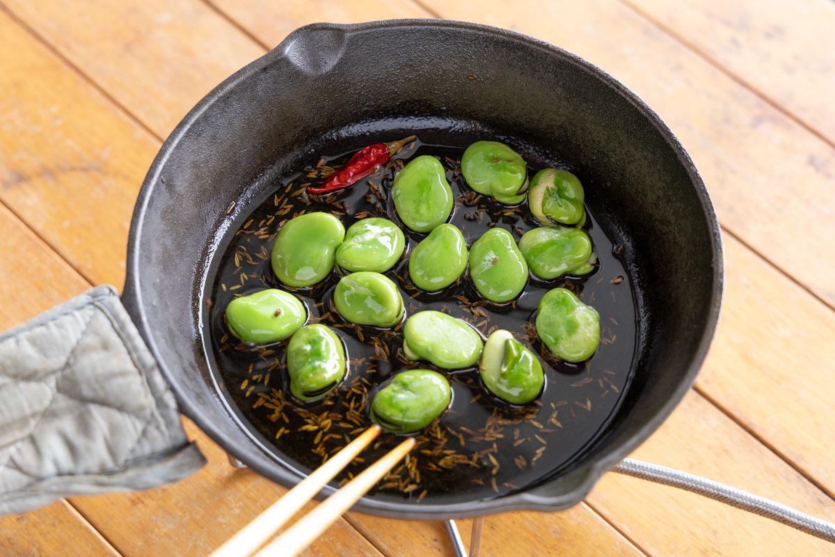 クミンシードの風味をそら豆に移す