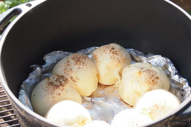 ダッチオーブンパン