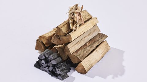BE-PAL連載でも大注目！徳島の伝統的な樵木林業から生まれた、良質な炭と薪はいかが？