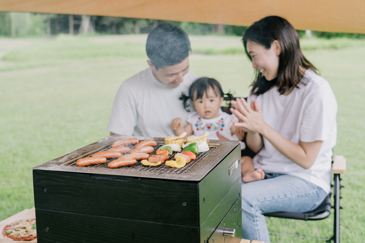 ウッドフレームは熱くなりにくいので小さなお子さんも安心。