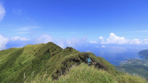 八丈富士で一味違う「お鉢巡り」を満喫！1280段の階段の先に広がる忘れられない絶景