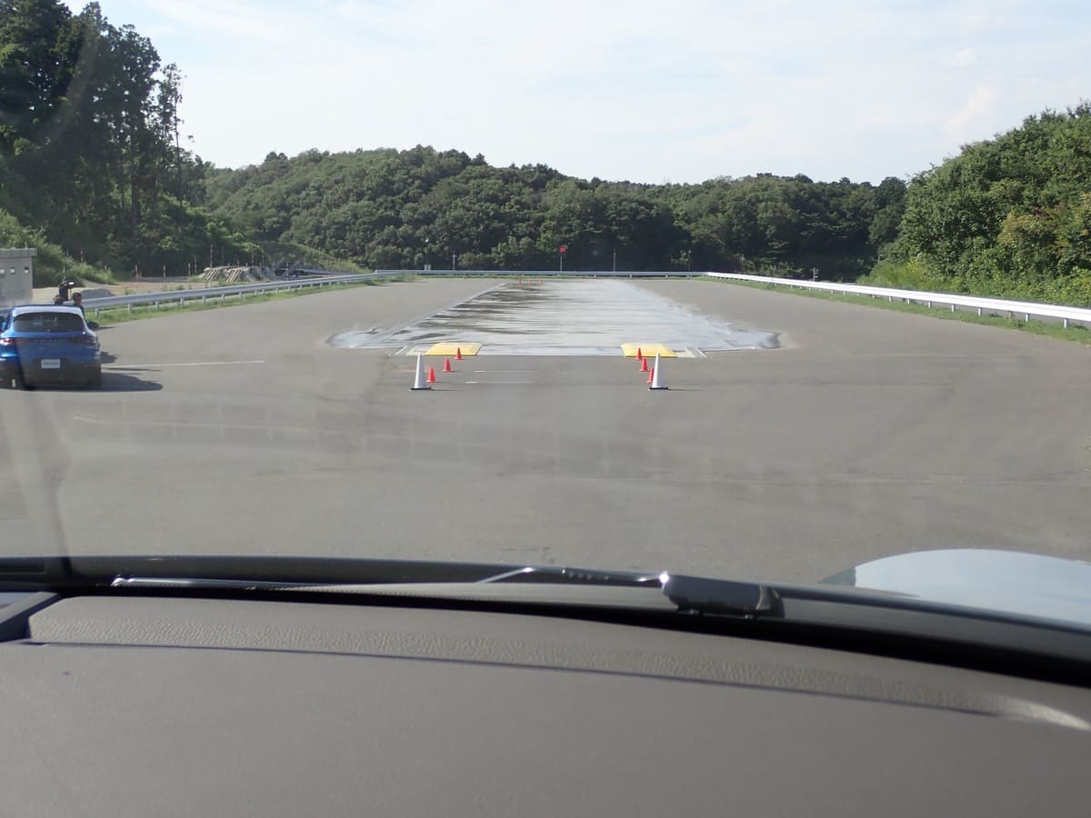 ポルシェ・エクスペリエンスセンター東京