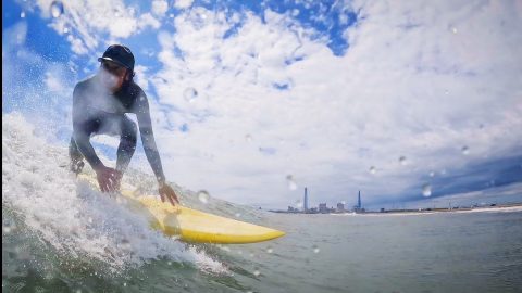 夏は北海道サーフトリップで涼を得る