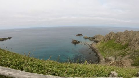 北海道礼文島で絶景トレッキング！日本の端っこの島で岬巡りを楽しむ旅
