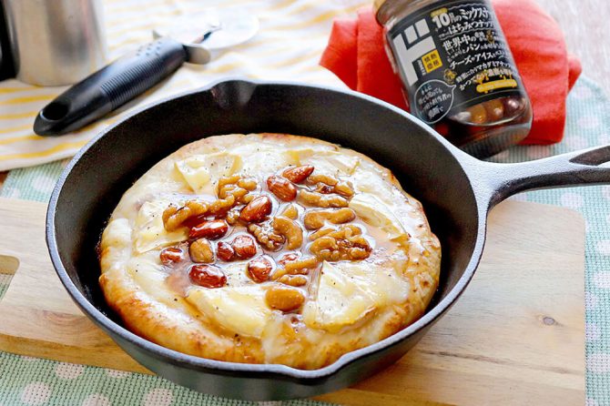 ドンキの「はちみつミックスナッツDX」で作るピザ