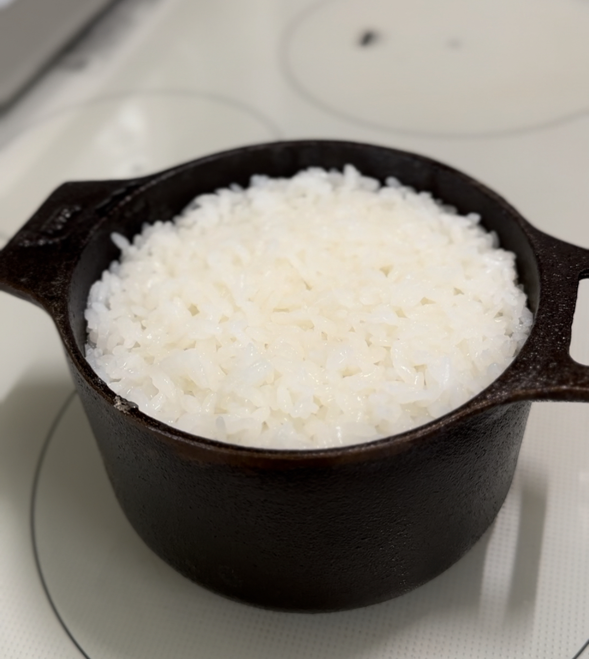 ごはんもツヤツヤ&ふっくらとした炊きあがりに。