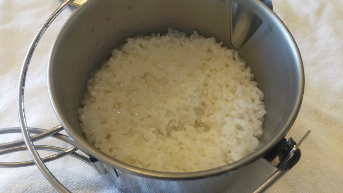 炊飯した米の様子。