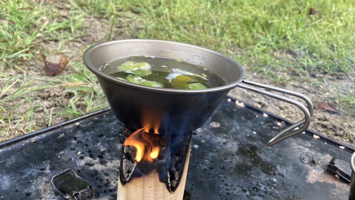 スープを作っている様子