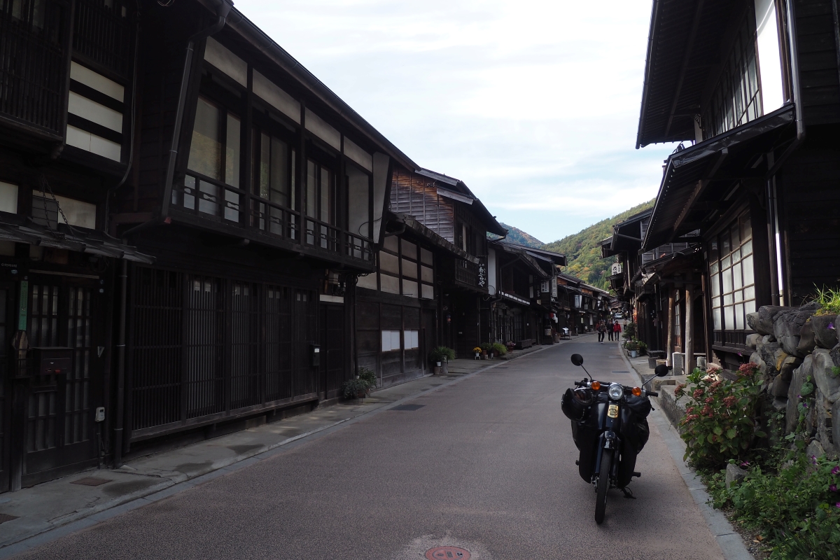 朝の奈良井宿