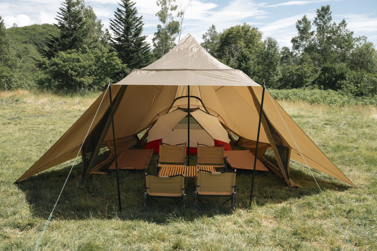 kohakuはインナーテントを使わずに、内側に別の小さなテントを入れる「カンガルースタイル」にできる広さがある。