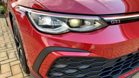 VWの伝統銘柄「ゴルフGTI」がアウトドアシーンでも輝く理由