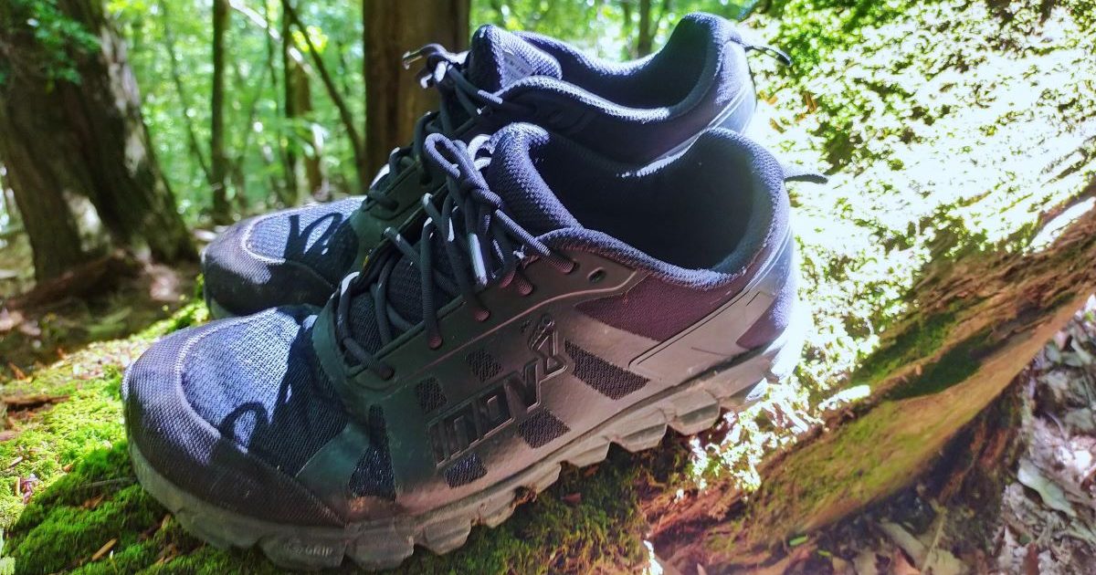 非常に硬度が高い革新的素材・グラフェンを採用！「inov-8」のシューズ