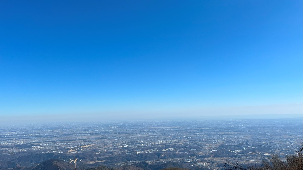 山頂から見る神奈川の都会