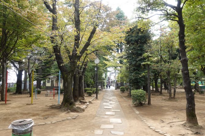 縄文時代からの歴史が詰まった、荒川区の太田道灌ゆかりの山【プロハイカー斉藤正史のTOKYO山頂ガイド File.29】