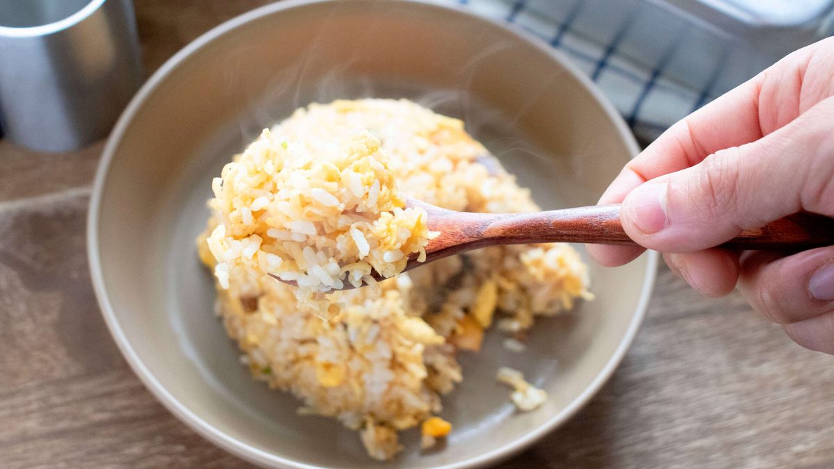 メスティンで炊いたごはんのカップヌードル炒飯