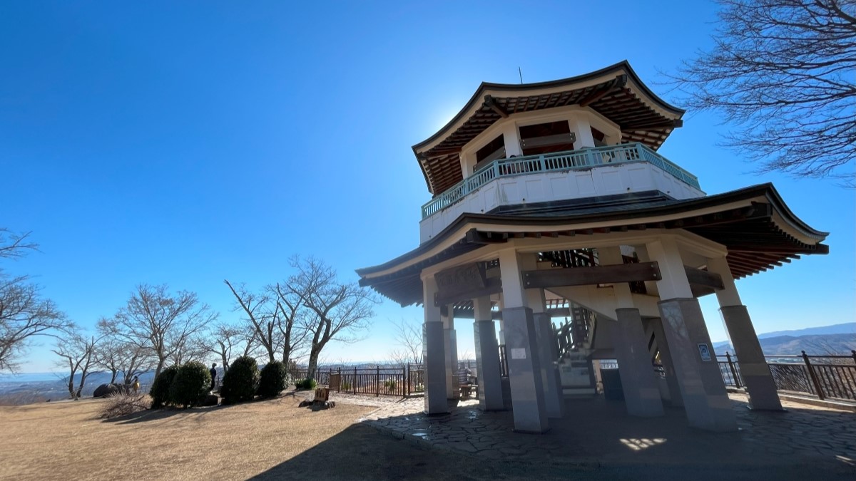 権現山の展望台