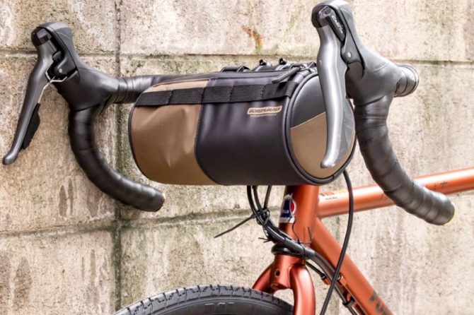 GORIXの自転車用フロントバッグはスマホやペットボトルをスマートに収納できる！
