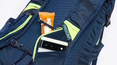 背負ったまま使えるポケットの多いバックパックと言えば…新鋭ブランド「PINGORA」がおすすめ！