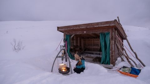 北欧特有のアウトドアでの楽しみ方を知ってる？暗くて寒くて、雨も風も強い日でも自然の中で過ごすのだ