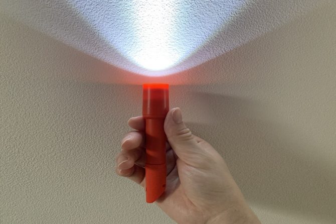 ダイソーのホイッスルライト