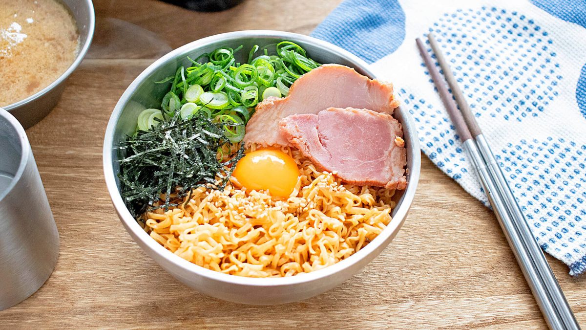 油そば風チキンラーメン