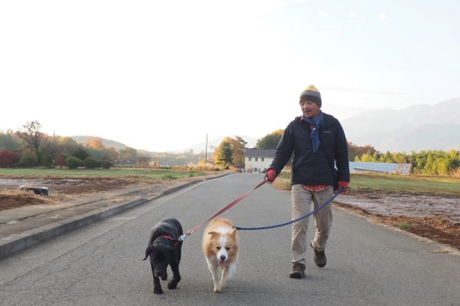 シェルパ斉藤、野田知佑さんの愛犬マルのホームステイを家族と仲間で盛り上げる！