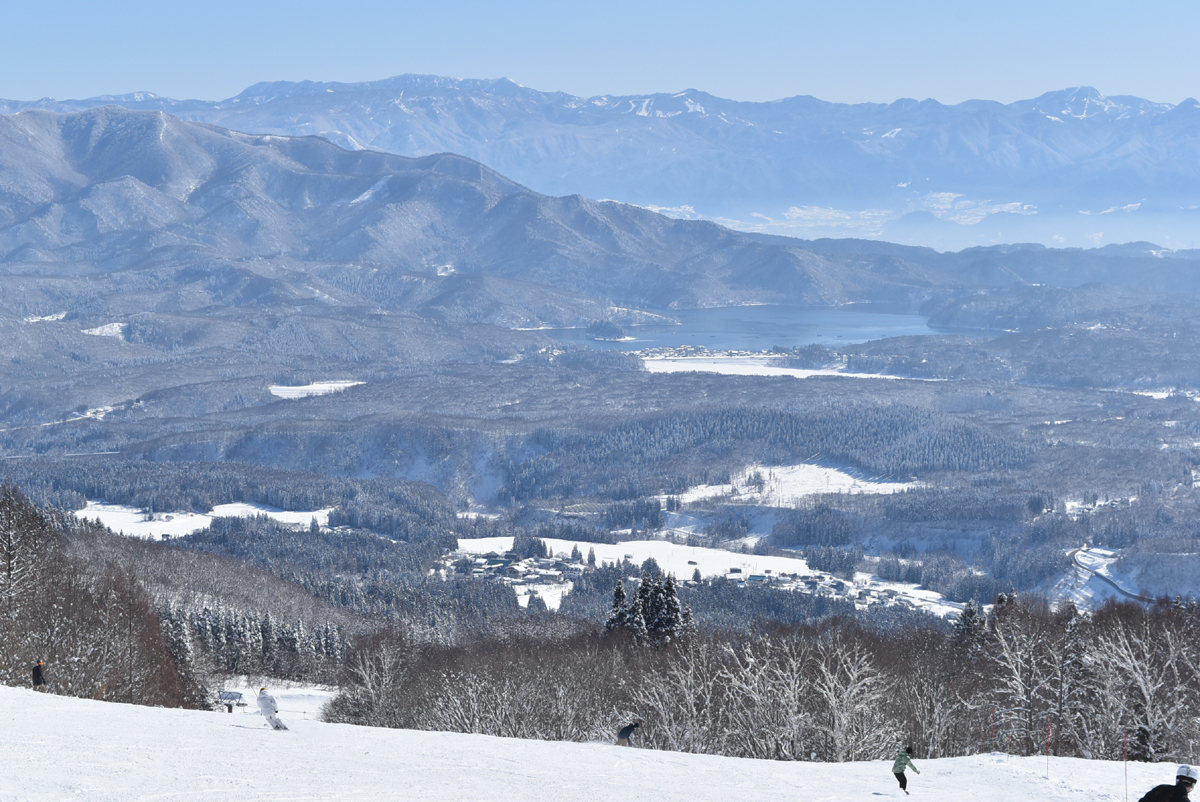 野尻湖と北信濃の山々