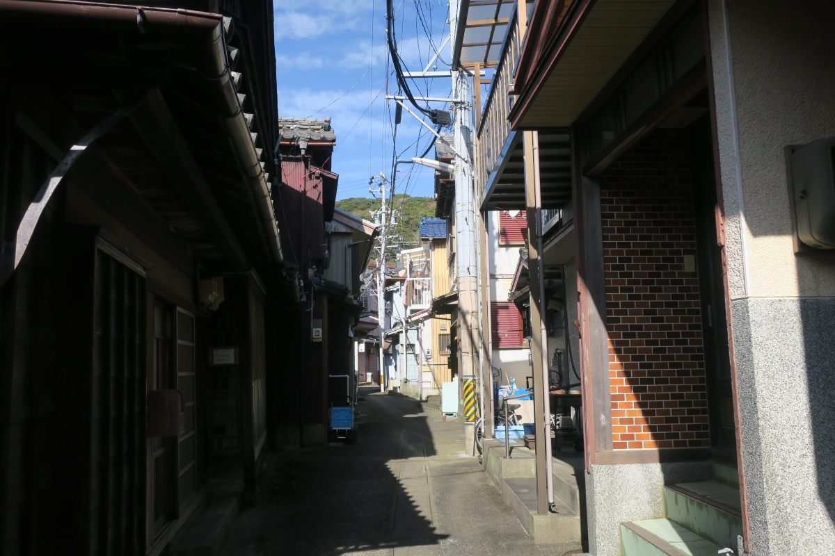 坂手島の路地