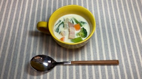 ご飯を炊くだけじゃない！ 飯ごうで作る”超”お手軽スープレシピ3選