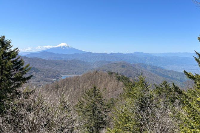 日本百名山・大菩薩嶺は初心者にもおすすめ！ 最高に気持ちいい稜線を歩いてみよう