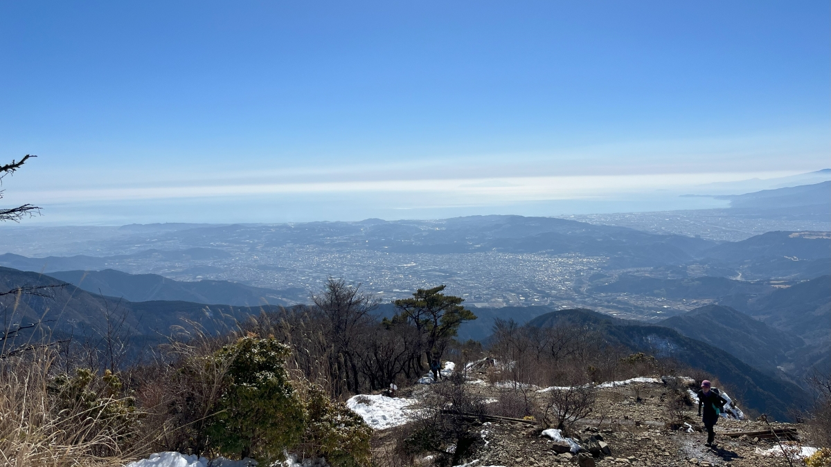 大倉尾根中盤に訪れる絶景