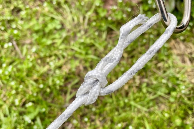 ロープで輪っかを作る結び方！キャンプで活躍する結び方をこれでマスター