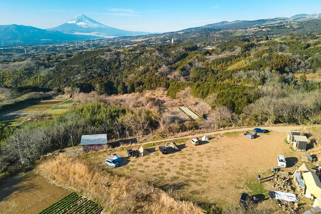 山にあるキャンプ場