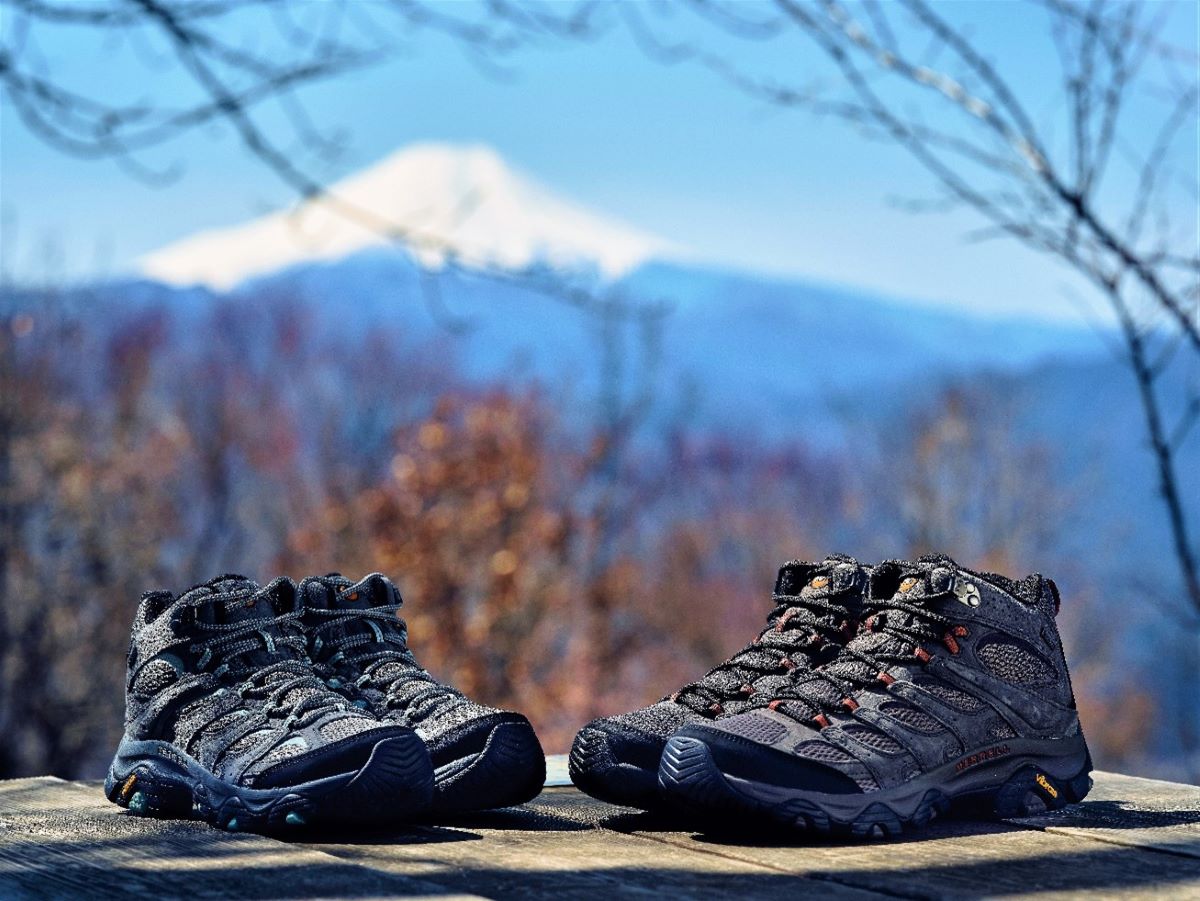 メレルの「MOAB 3 MID GORE-TEX」に上品なグレートーンの限定カラー登場！好日山荘100周年記念