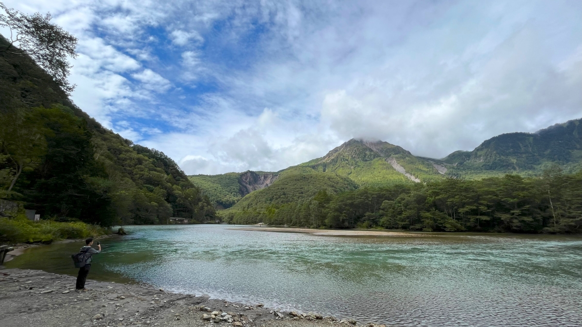 大正池と焼岳