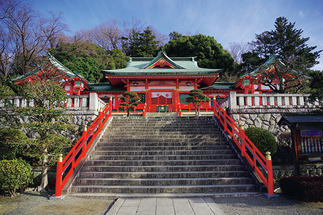 両崖山