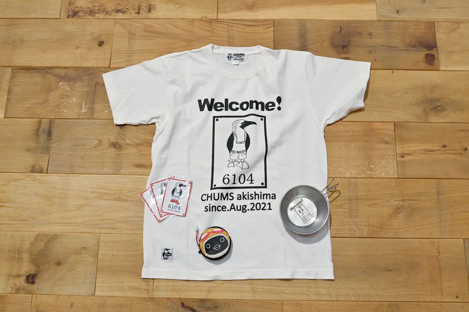 Tシャツやステッカー