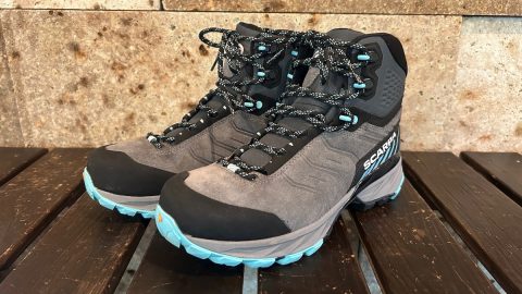 軽量登山靴・スカルパ「ラッシュトレックGTX」レビュー！初トレッキングシューズにもおすすめ