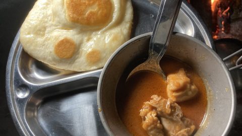 “無印のナン＆バターカレー”でキャンプ飯が本格インドカレーに！おすすめアレンジ５種も紹介