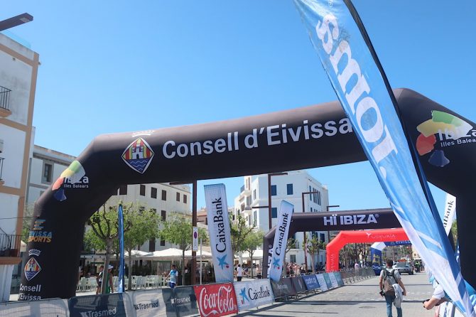 “世界一のパリピ島”スペインのイビサ島でマラソン大会参戦！クラブ音楽で難コースを乗り切れるか!?