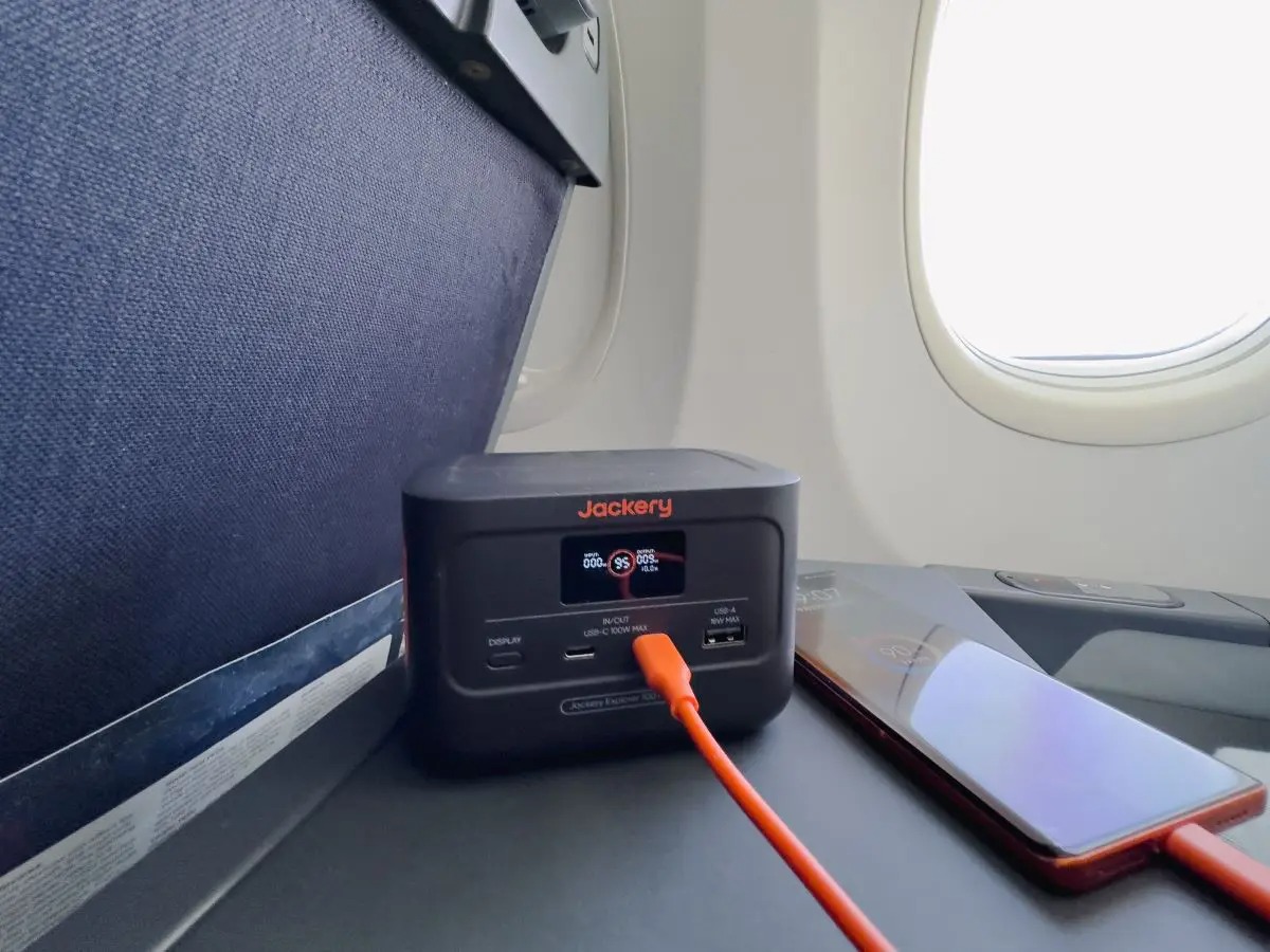 ポータブル電源