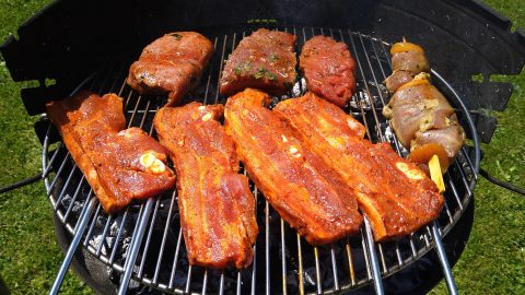 バーベキューは肉の量が重要！ゲスト満足度を高めるポイント
