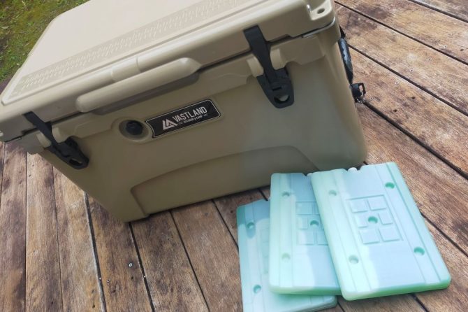 クーラーボックスに入れる保冷剤の入れ方！効果を長続きさせるために必要なことは？