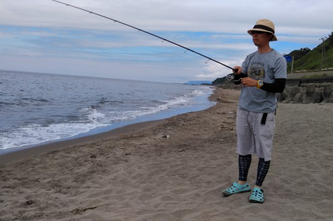 釣りをする筆者