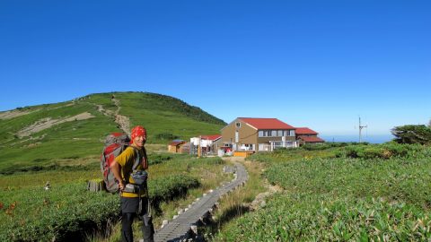シェルパ斉藤の新刊は全国145軒の山小屋滞在記！ バスで行ける乗鞍の山小屋２選を特別に紹介