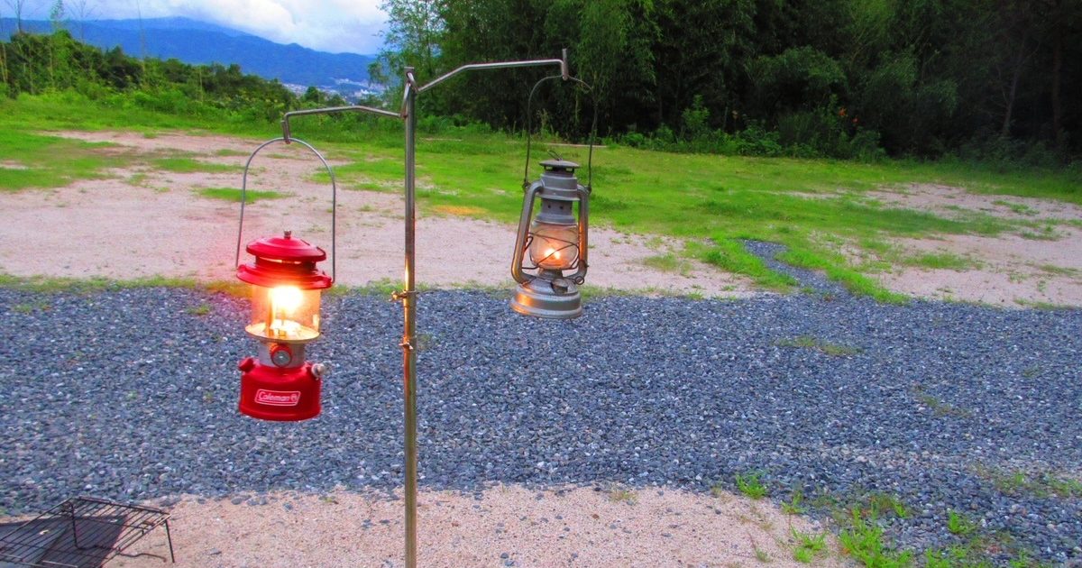 おすすめ！Ujackの「ハンマーランタンスタンド」はキャンプ気分を