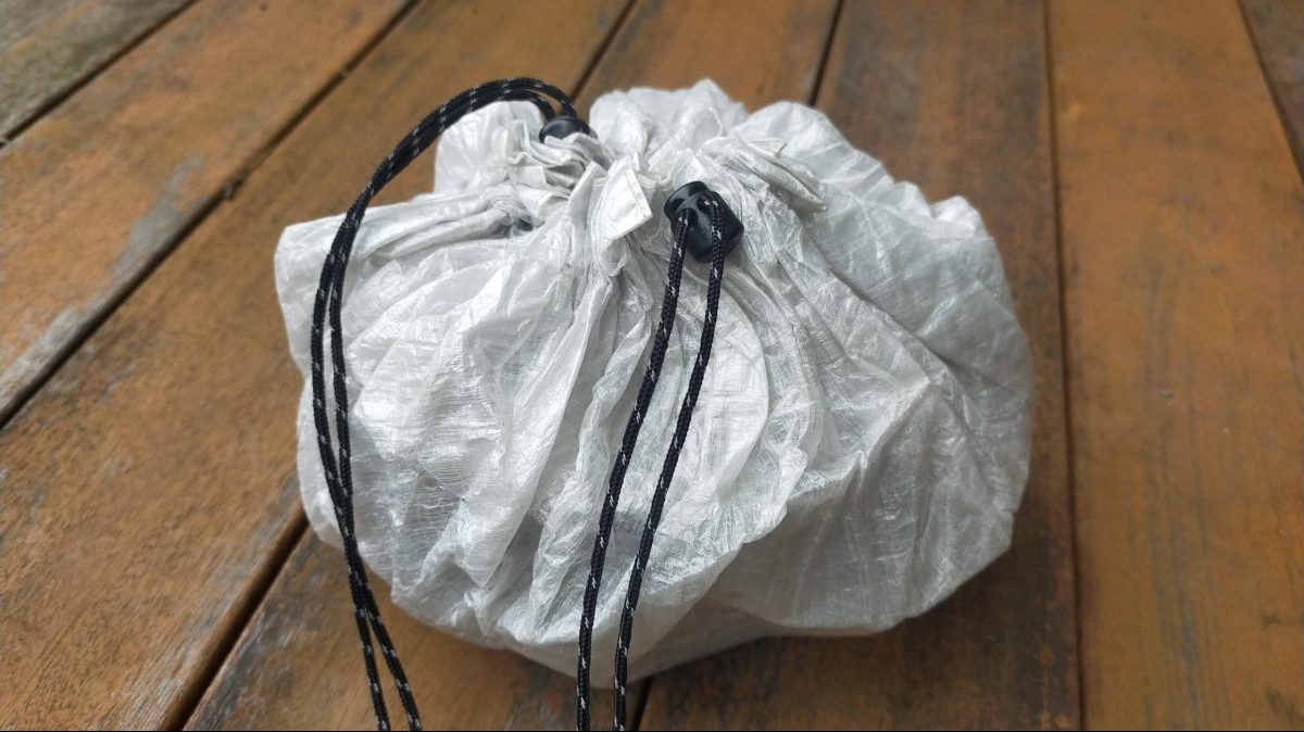 キューベンファイバーは何が凄い？特徴から実際に使用したキャンプ用具まで紹介！