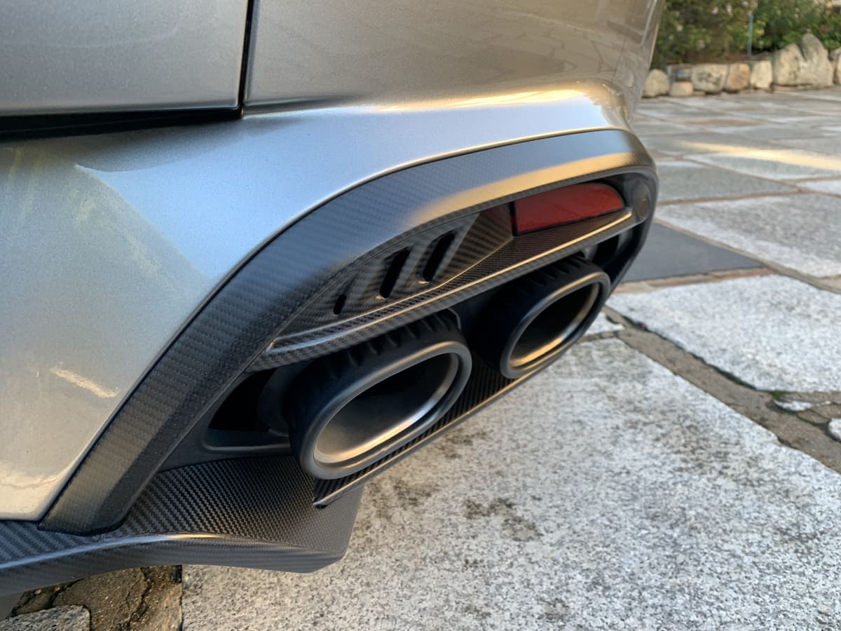 Aston Martin Vanquish