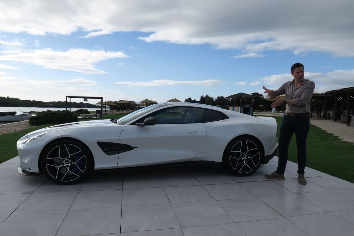 Aston Martin Vanquish