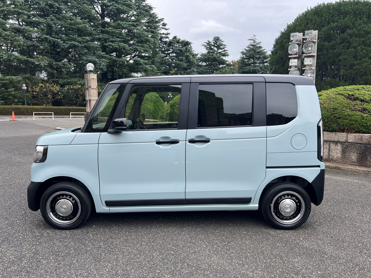 水色の車